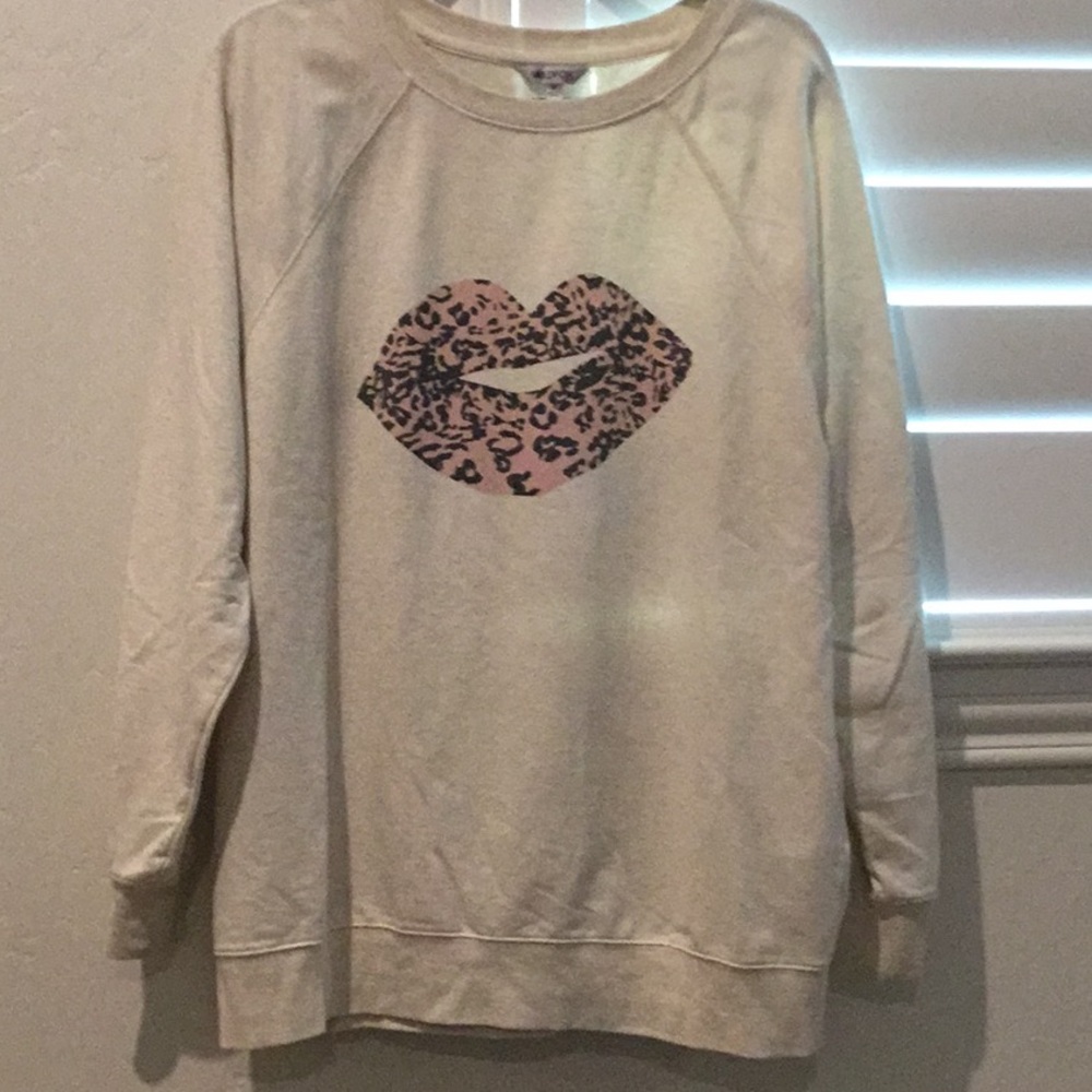 Wildfox Cream Sweatshirt, size med